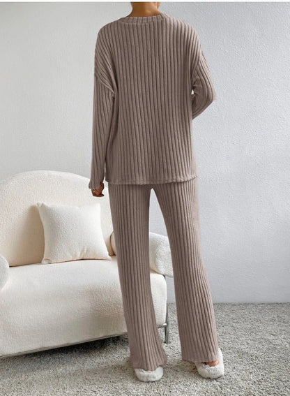 Ensemble femme tendance : Haut à manches longues et pantalon droit - ModeVogue